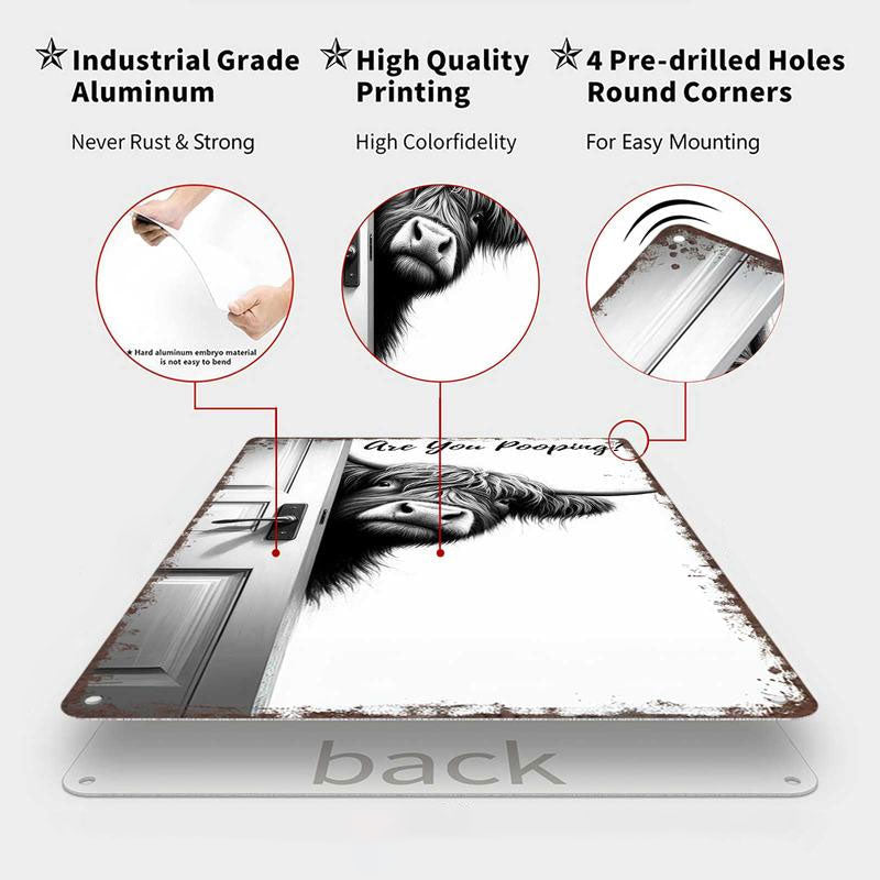 🐄 The cheeky visitor: Vintage sign with Scottish highlander