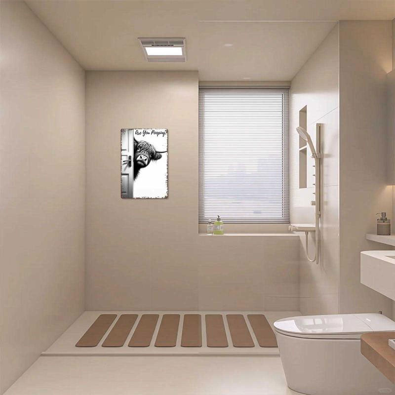 🐄 The cheeky visitor: Vintage sign with Scottish highlander