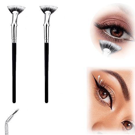 Foldable angled eyelash brush