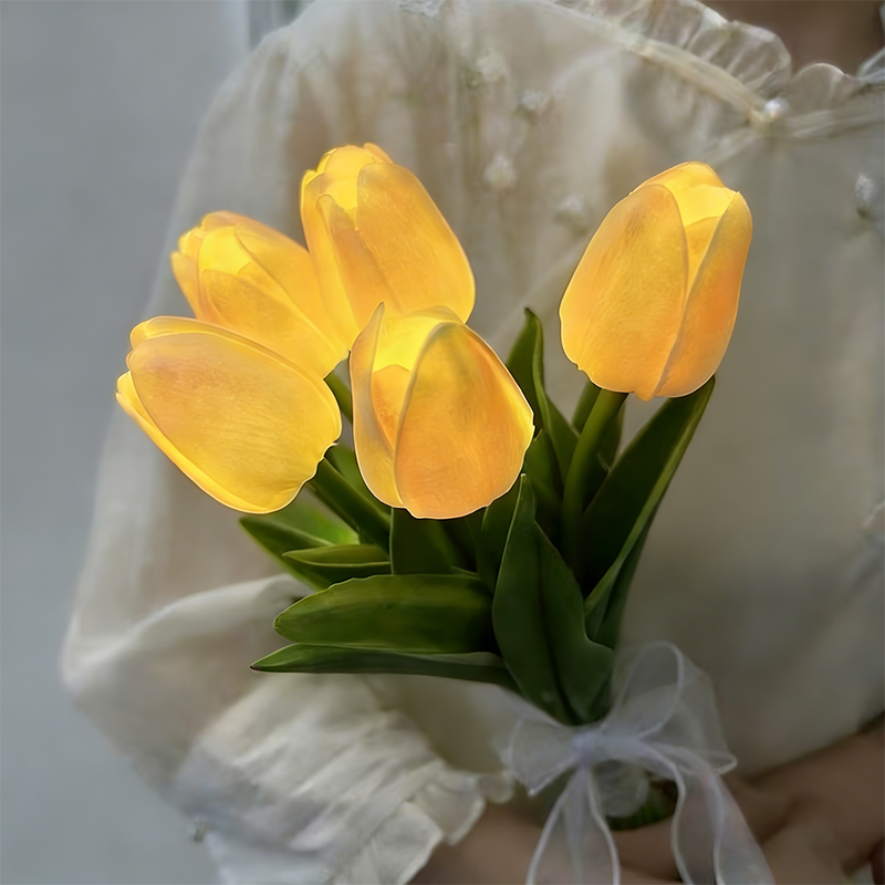 Eternal Tulip Bouquet Lamp 🌷 — Illuminate Your Space with Timeless Romanc